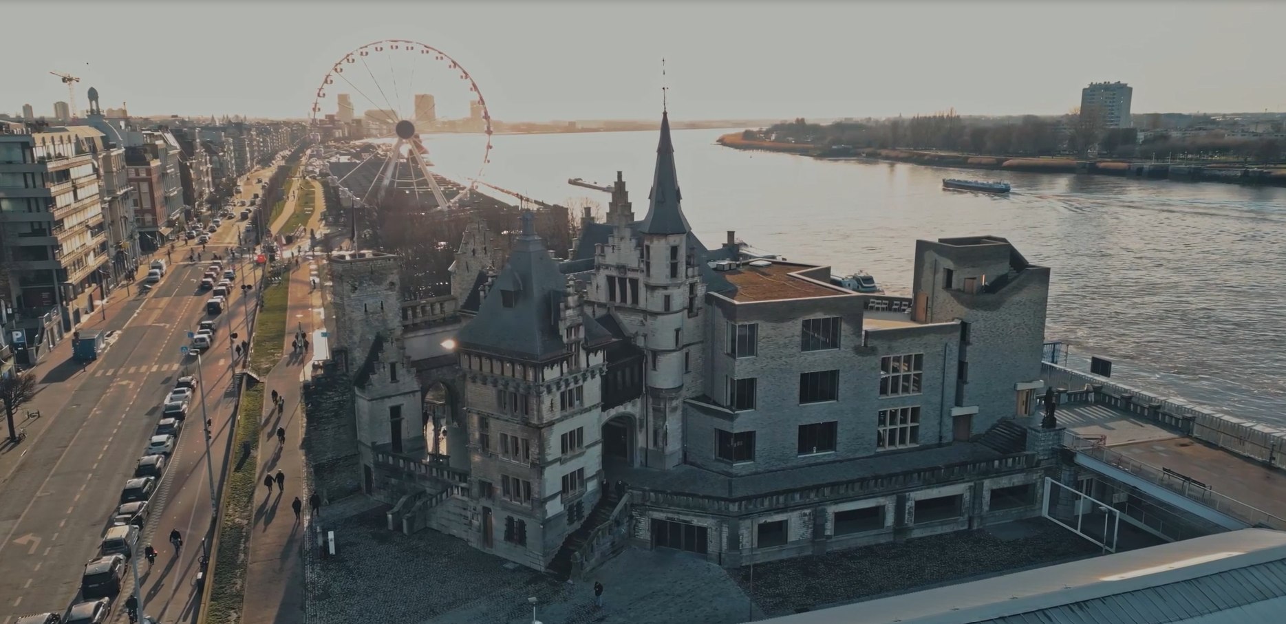 Het Steen use Epson projectors to bring city’s history to life