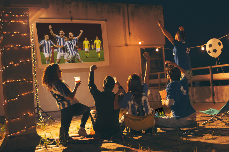 Epson introduceert Lifestudio, ‘s werelds eerste slimme streamingprojectoren met Sound by Bose-technologie – creëer momenten die ertoe doen