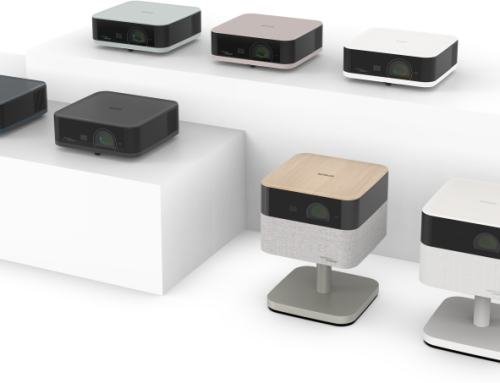 “Epson” pristato “Lifestudio” – pirmuosius pasaulyje išmaniuosius transliavimo projektorius su “Sound by Bose” technologija – akimirkoms, kurios įsimena