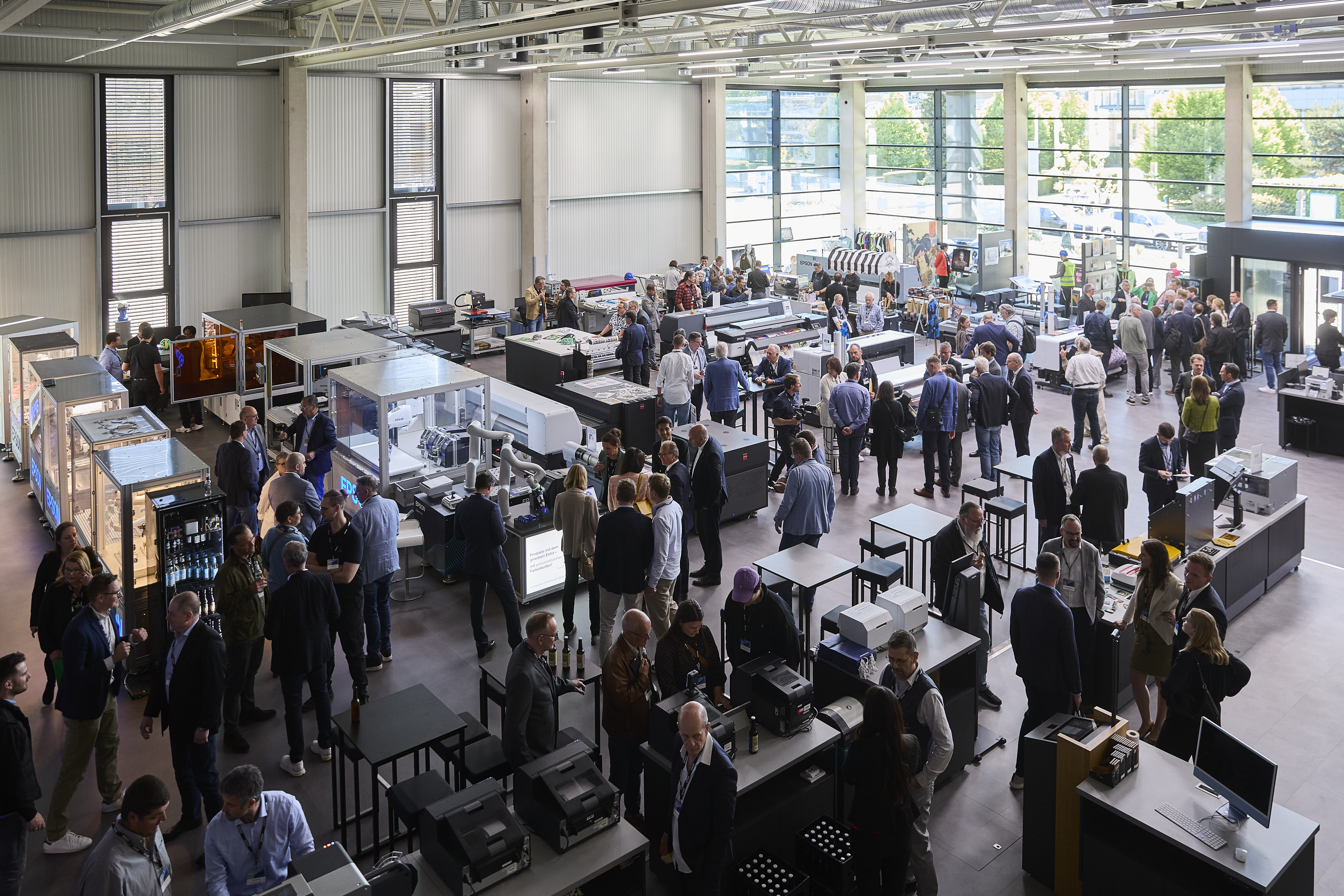 Eröffnung Epson Experience Center: Zukunftstechnologien auf 2.600 Quadratmetern
