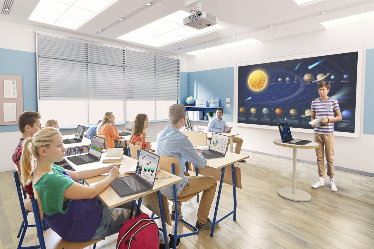 03_std_scene_miracast- Uso en clase del proyector EB-L270F con conectividad Miracast